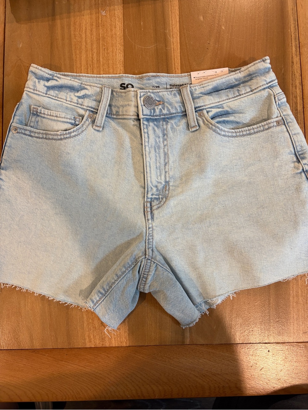 Light Wash Classic Denim Shorts - Women